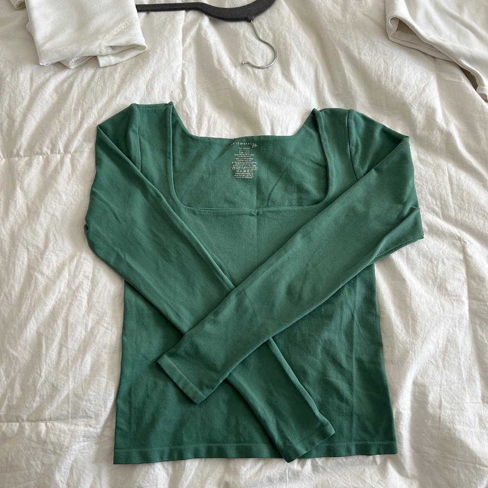 Long sleeve tee with square neck